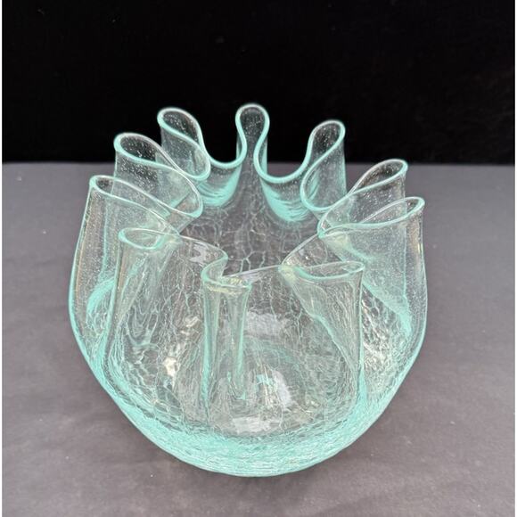 Vtg Aqua Color Crackle Glass Ruffled Crimpled Pinched Pleated Ribbon Glass Bowl - Picture 11 of 11